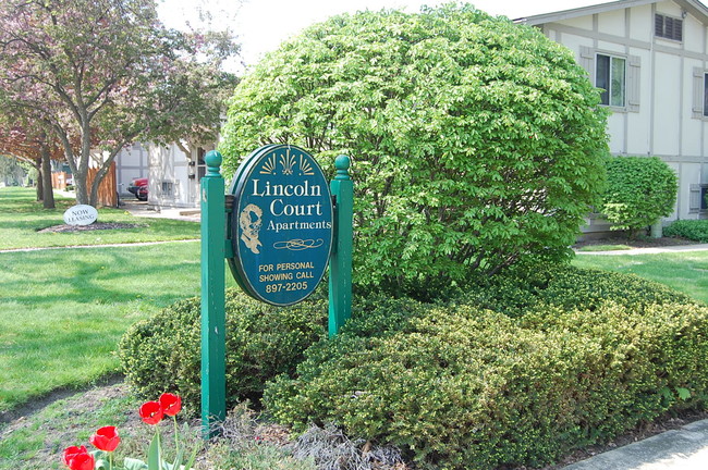 Lincoln Court