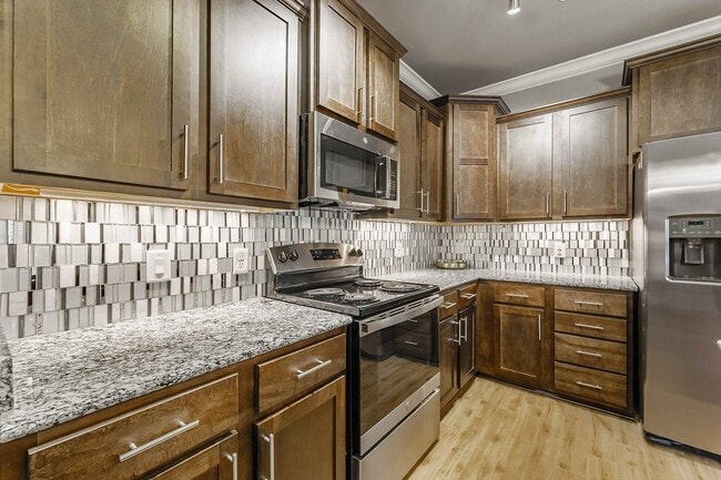 Pointe at Bentonville in Bentonville, AR - Foto de edificio - Building Photo