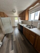 1773 PA-982, Unit 1773 Rear in Mount Pleasant, PA - Building Photo