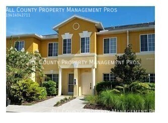 13068 Tiger Eye Dr in Venice, FL - Building Photo