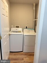1061 Gardenview Loop in Woodbridge, VA - Building Photo - Building Photo