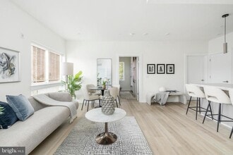 2709 Cecil B. Moore Ave in Philadelphia, PA - Building Photo - Building Photo