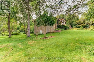 19190 Centre St in East Gwillimbury, ON - Building Photo - Building Photo