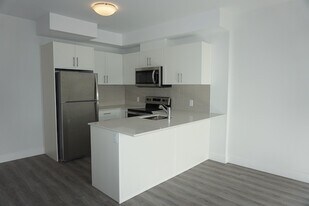 1000 Lackner Blvd in Kitchener, ON - Building Photo