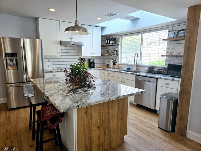 1 Ashley Ct in Bedminster, NJ - Building Photo - Building Photo