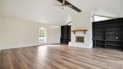 4062 Dawson Dr in Mobile, AL - Building Photo - Building Photo