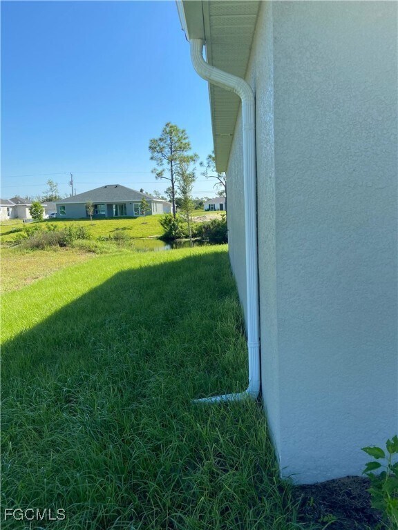 3777 NE 16th Pl in Cape Coral, FL - Building Photo - Building Photo
