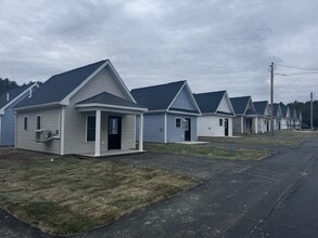 1337 Hammond St in Bangor, ME - Building Photo - Building Photo