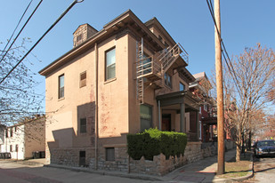 316 W Lee St Apartments