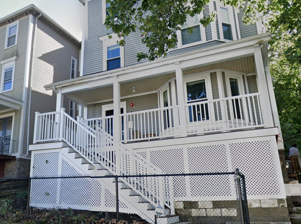 194 Hillside St, Unit 3 in Boston, MA - Building Photo