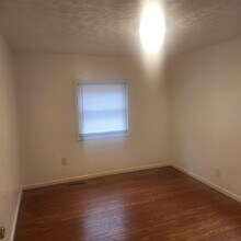20320 Tabernacle Rd in Barhamsville, VA - Building Photo - Building Photo