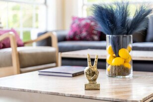 8902 Feather Hill Rd, Unit SI ID1337485P in Austin, TX - Building Photo