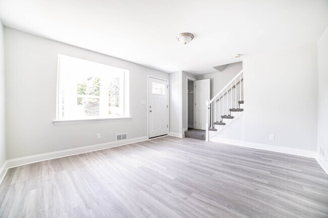 7475 School Ave in Dundalk, MD - Building Photo - Building Photo