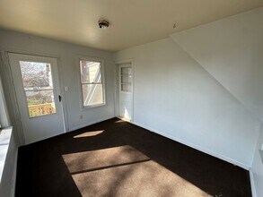 227 Orange St in Jackson, MI - Building Photo - Building Photo