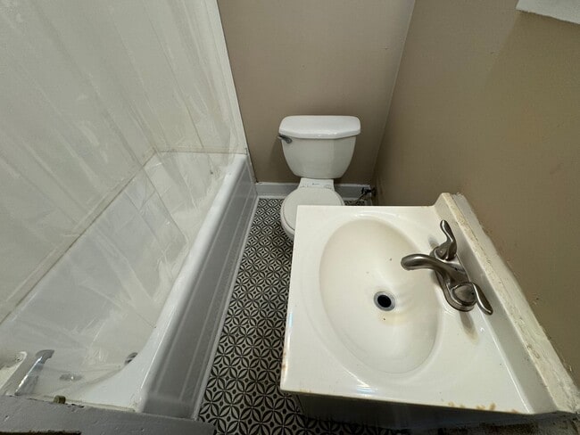 property at 604 80th Pl S