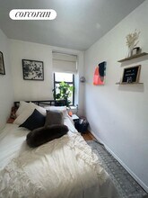 350 E 53rd St in New York, NY - Building Photo - Building Photo