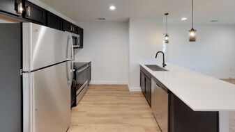 5103 Live Oak St in Dallas, TX - Building Photo