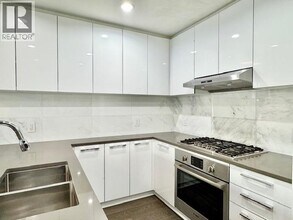 5687 Gray Ave in Vancouver, BC - Building Photo - Building Photo