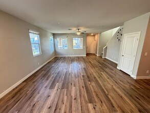 1106 Belton Lake Ave in North Las Vegas, NV - Building Photo - Building Photo