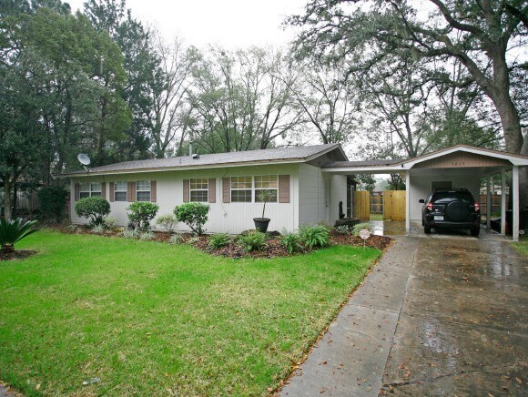 property at 1615 NE 16th Pl