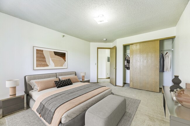 Champlin Drive & Elmcreek