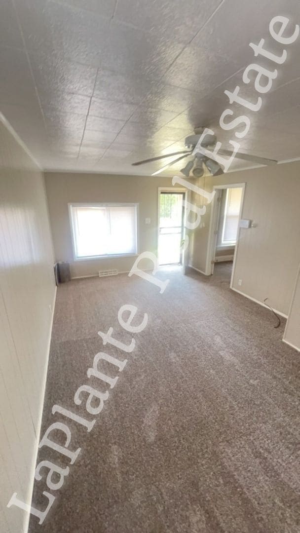 1534 Pinewood Ave in Toledo, OH - Building Photo - Building Photo