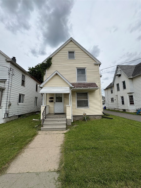 property at 181 Willow St