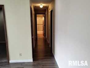 4115 Pickfair Rd in Springfield, IL - Building Photo - Building Photo