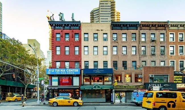 799 Lexington Ave in New York, NY - Building Photo - Building Photo