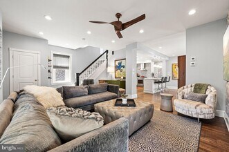 217 Wayne Ave in Narberth, PA - Building Photo - Building Photo