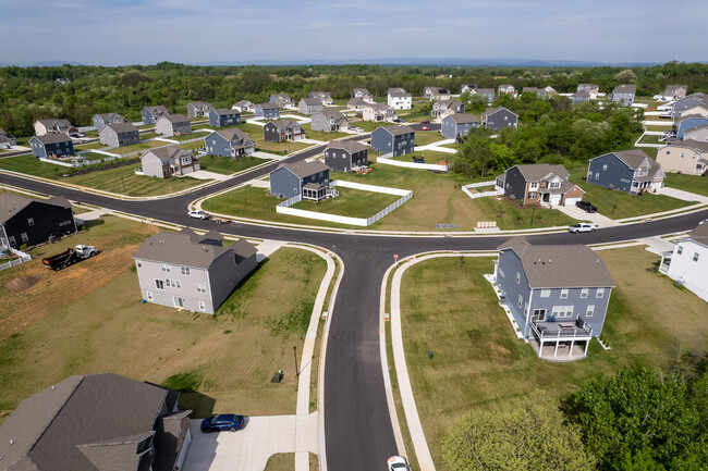 Abrams Pointe in Winchester, VA - Building Photo - Building Photo