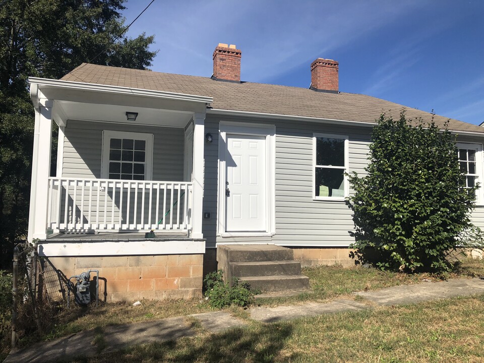 167 Hedges St SE in Marietta, GA - Foto de edificio