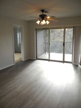 585 Timbercreek Rd in Branson, MO - Foto de edificio - Building Photo