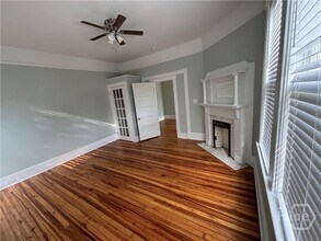 225 W 40th St in Savannah, GA - Foto de edificio - Building Photo