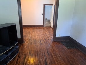 915 W Thrush Ave in Peoria, IL - Building Photo - Building Photo