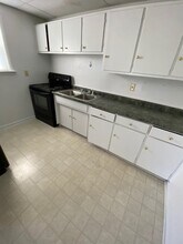 100 Carter Dr-Unit -10 in Princeton, WV - Building Photo - Building Photo