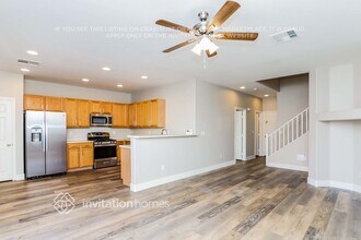 6332 Sun Briar Ct in Las Vegas, NV - Foto de edificio - Building Photo