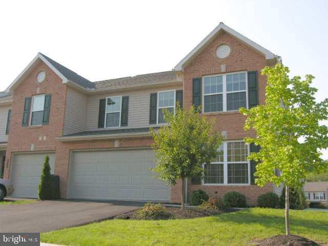 property at 4255 Roth Farm Village Cir