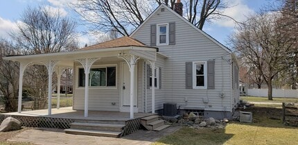 1820 Belton St in Garden City, MI - Building Photo - Building Photo