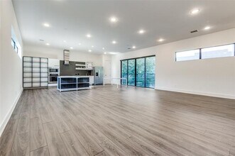 3388 Anchor Ct in Dallas, TX - Building Photo - Building Photo