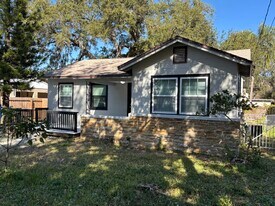 1313 Golfview St in Orlando, FL - Building Photo