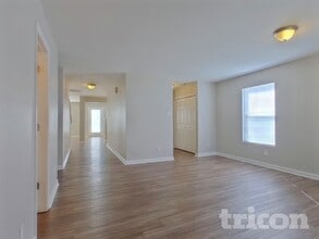 1210 Willow Bridge Ct in Charlotte, NC - Foto de edificio - Building Photo