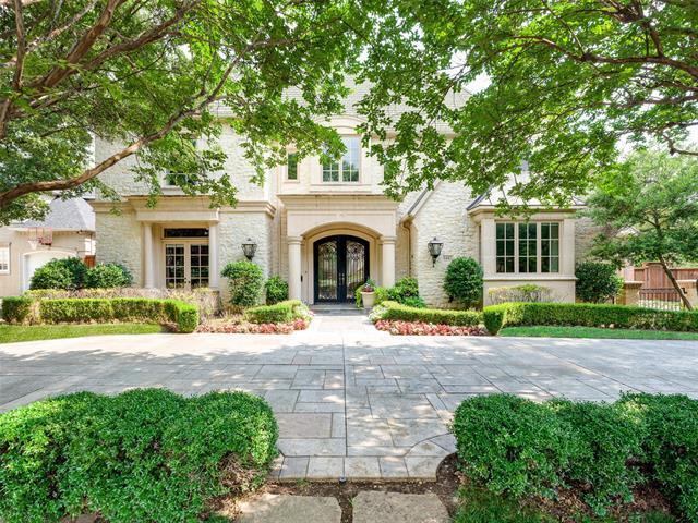 6442 Lakehurst Ave in Dallas, TX - Building Photo