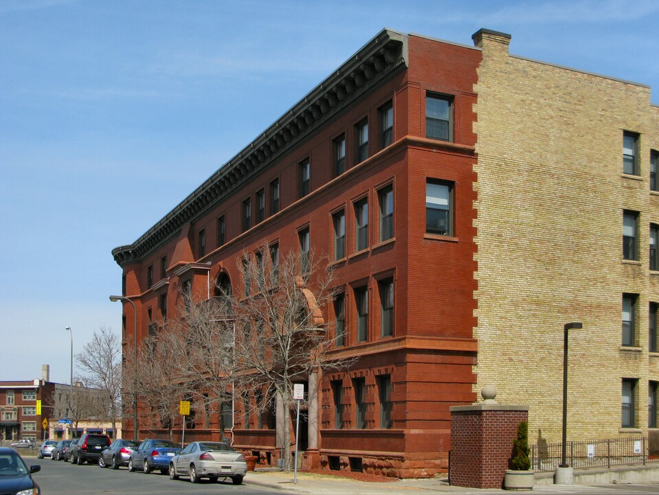 Swinford Apartments in Minneapolis, MN - Foto de edificio