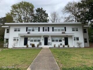 302 W Maple Ave in Aberdeen, NC - Building Photo
