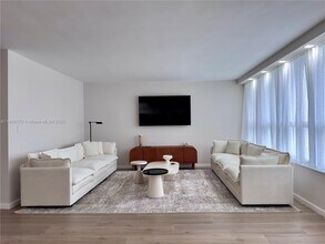 10230 Collins Ave in Bal Harbour, FL - Building Photo - Building Photo