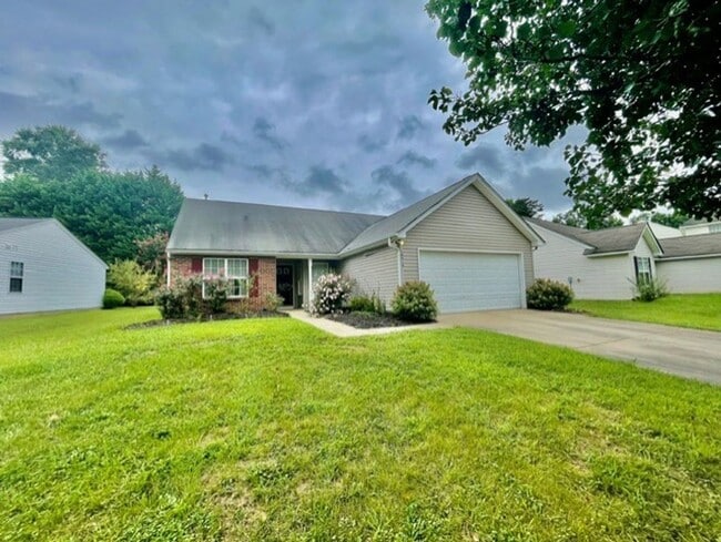 10412 Gold Pan Rd in Charlotte, NC - Building Photo - Building Photo