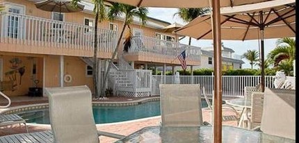 50 Gulf Beach Rd in Ft. Myers, FL - Building Photo - Building Photo