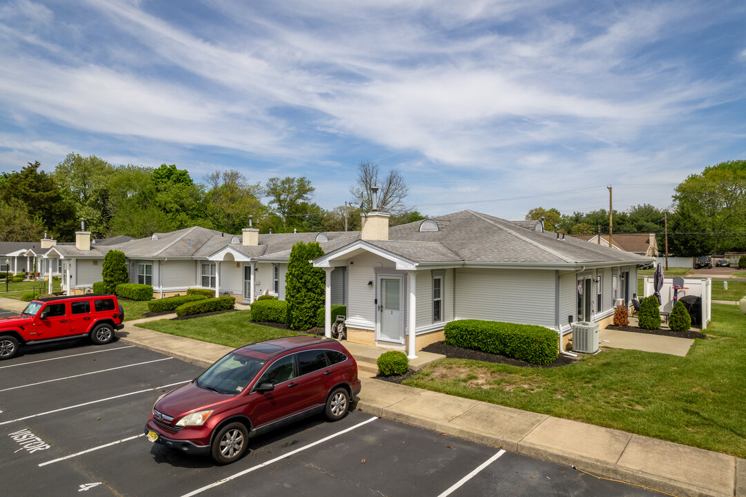 Terrace East Condominiums in Vineland, NJ - Building Photo