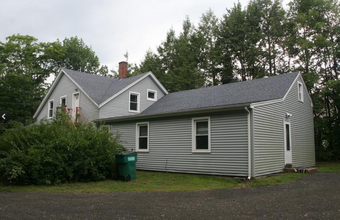 247 Tolland Tpke, Unit A in Willington, CT - Foto de edificio - Building Photo